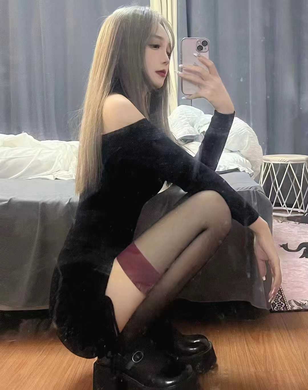 颜值超高的金发美女