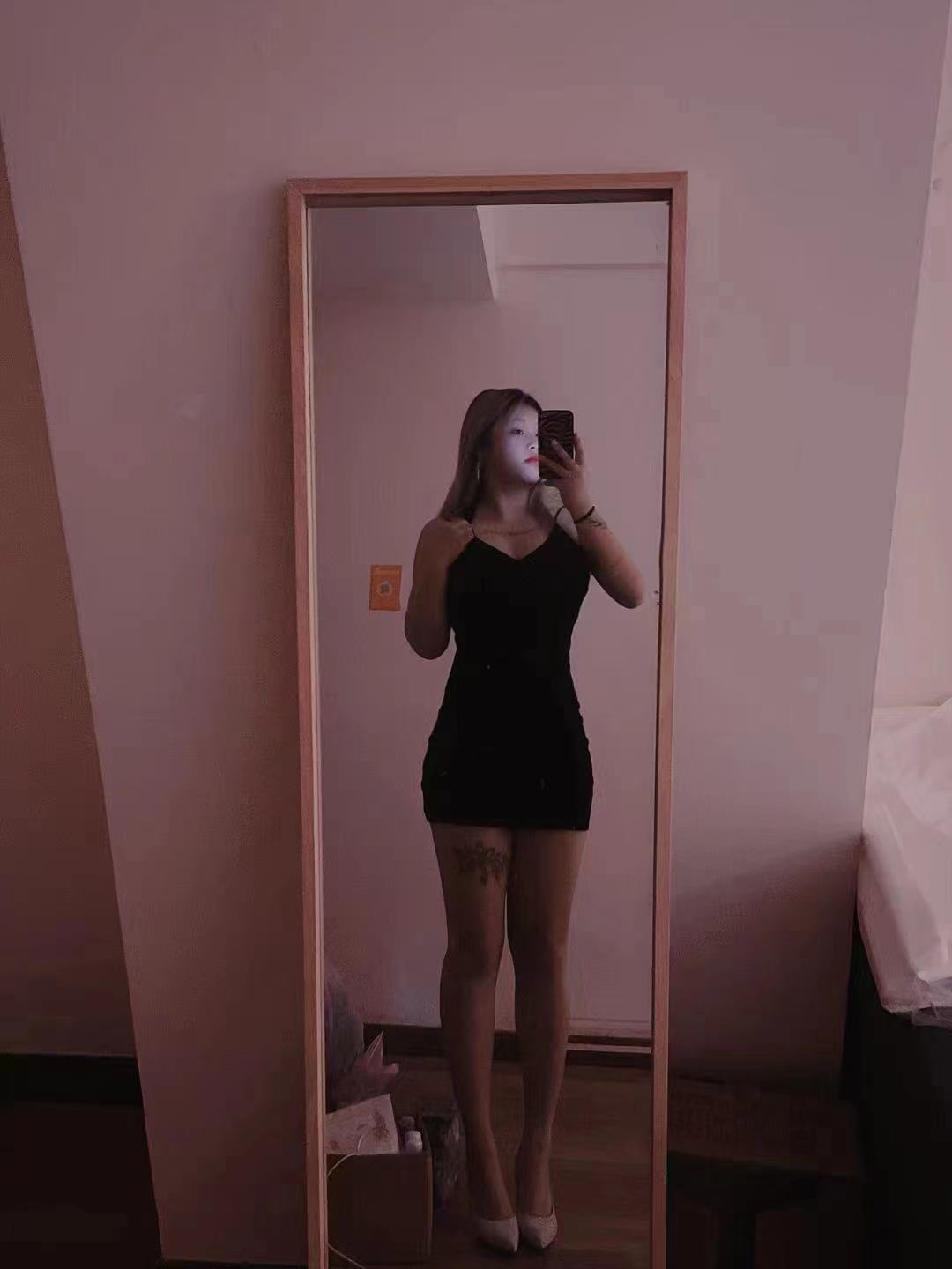 此女只因天上有