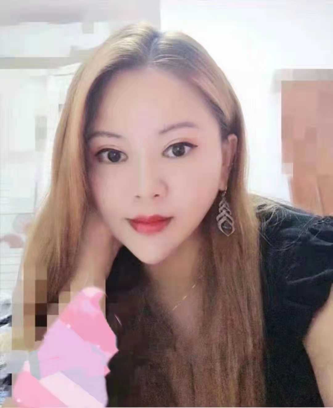 武汉中南漂亮妹妹晓晓