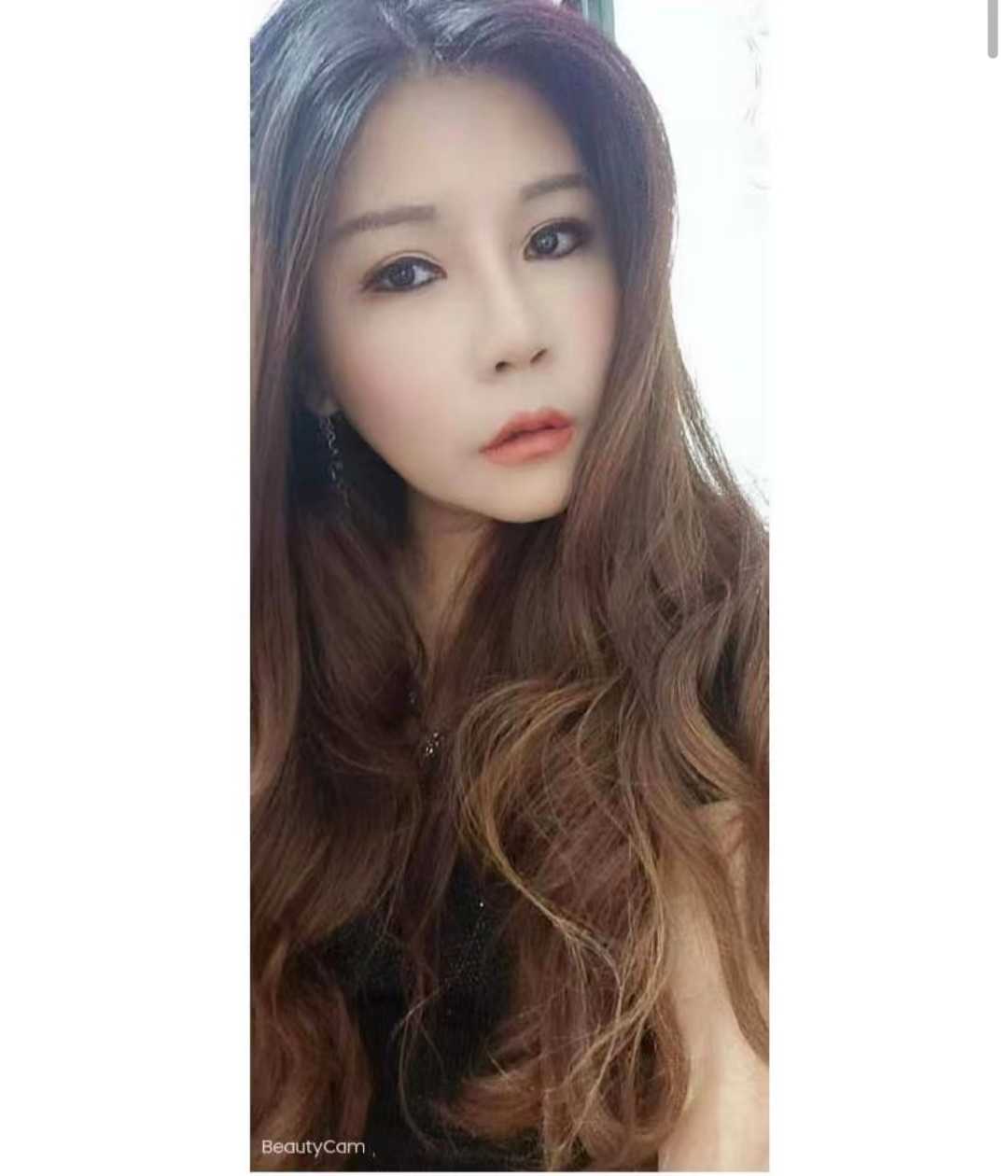 服务态度好的大胸少妇