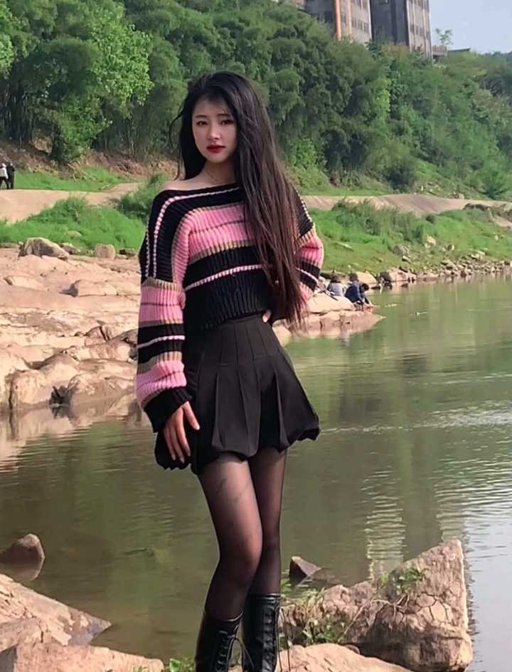 希望来点高素质的小哥哥