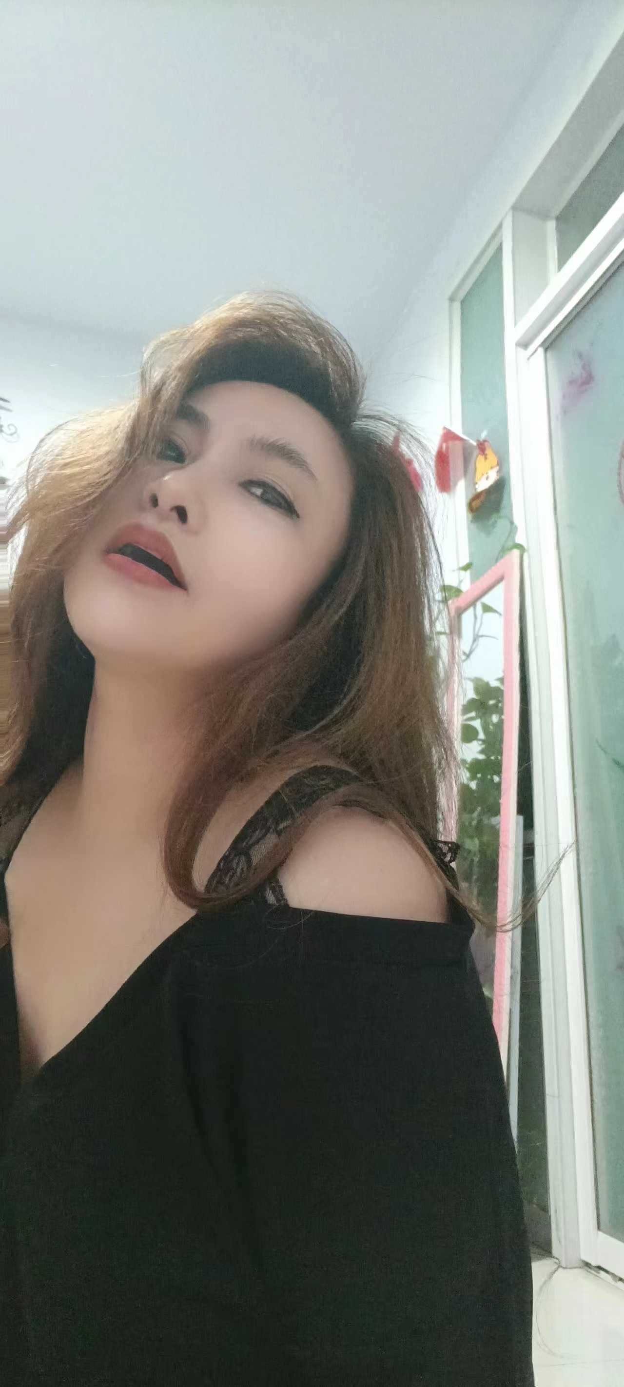 很不错的熟女一枚