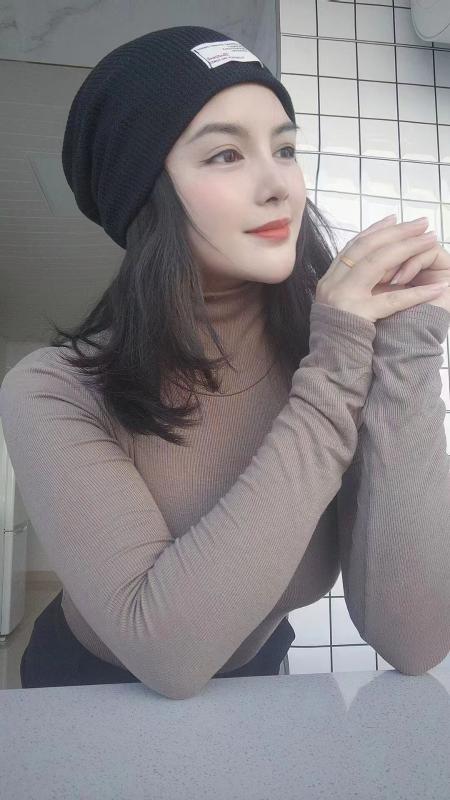 大胸少妇,身材还不错