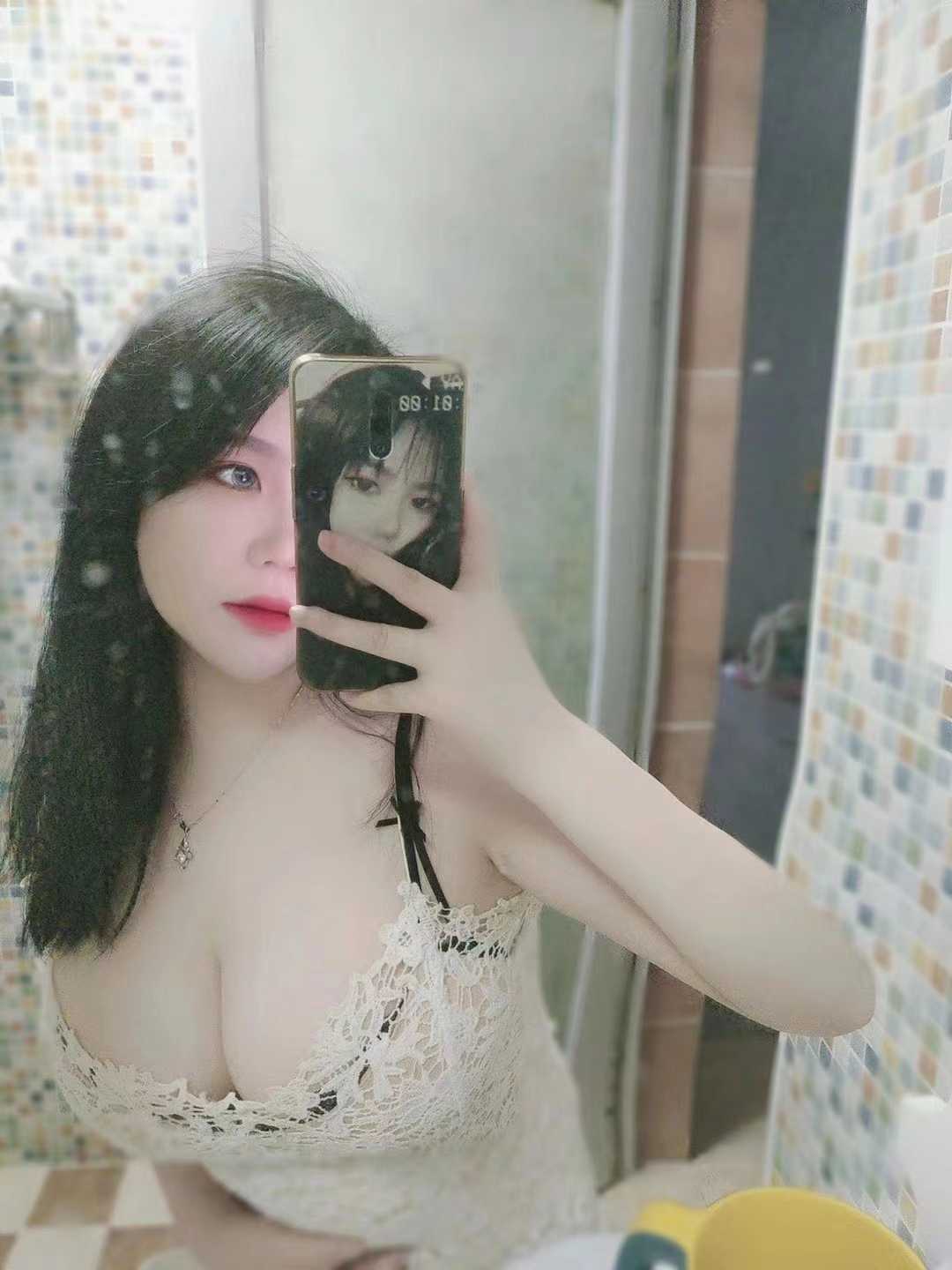 分享瑶海区38f年轻巨乳妹子