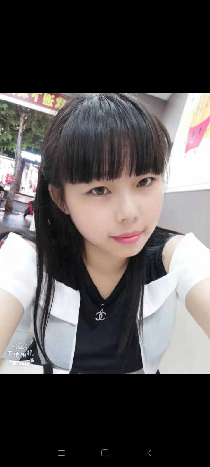 漂亮的兼职小妹