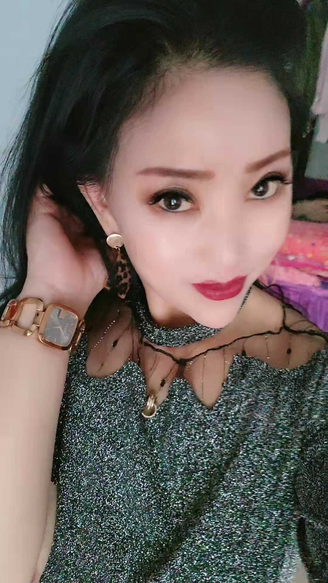 性感大波浪少妇