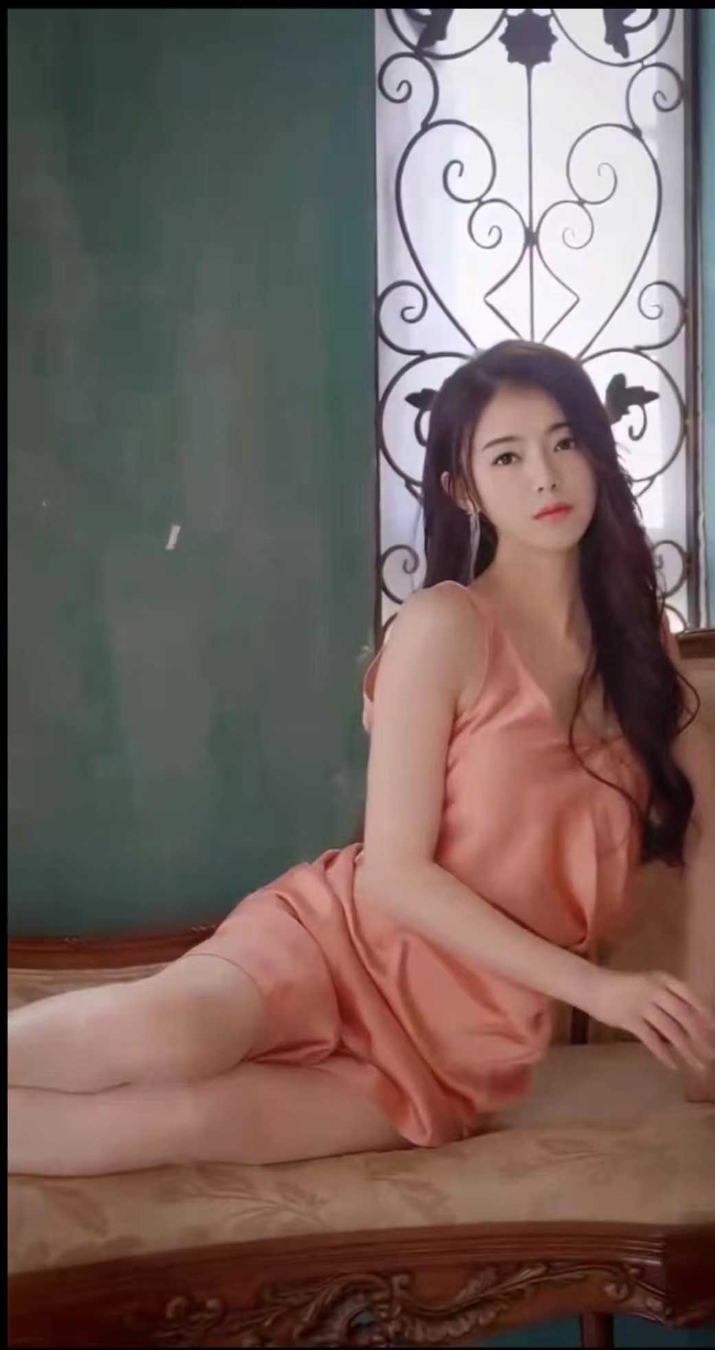 青山湖区御姐风黑丝熟女