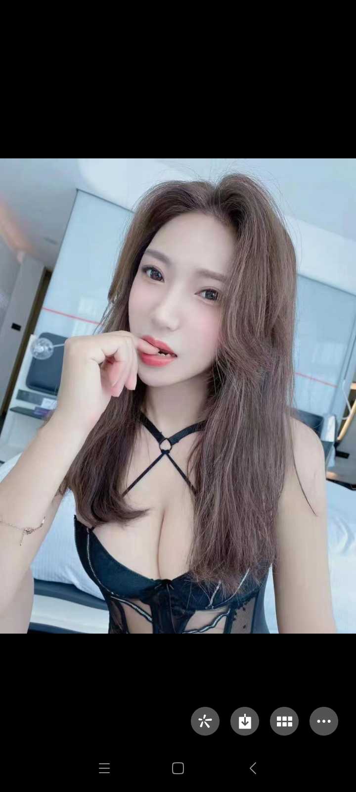 性感妩媚婀娜多姿