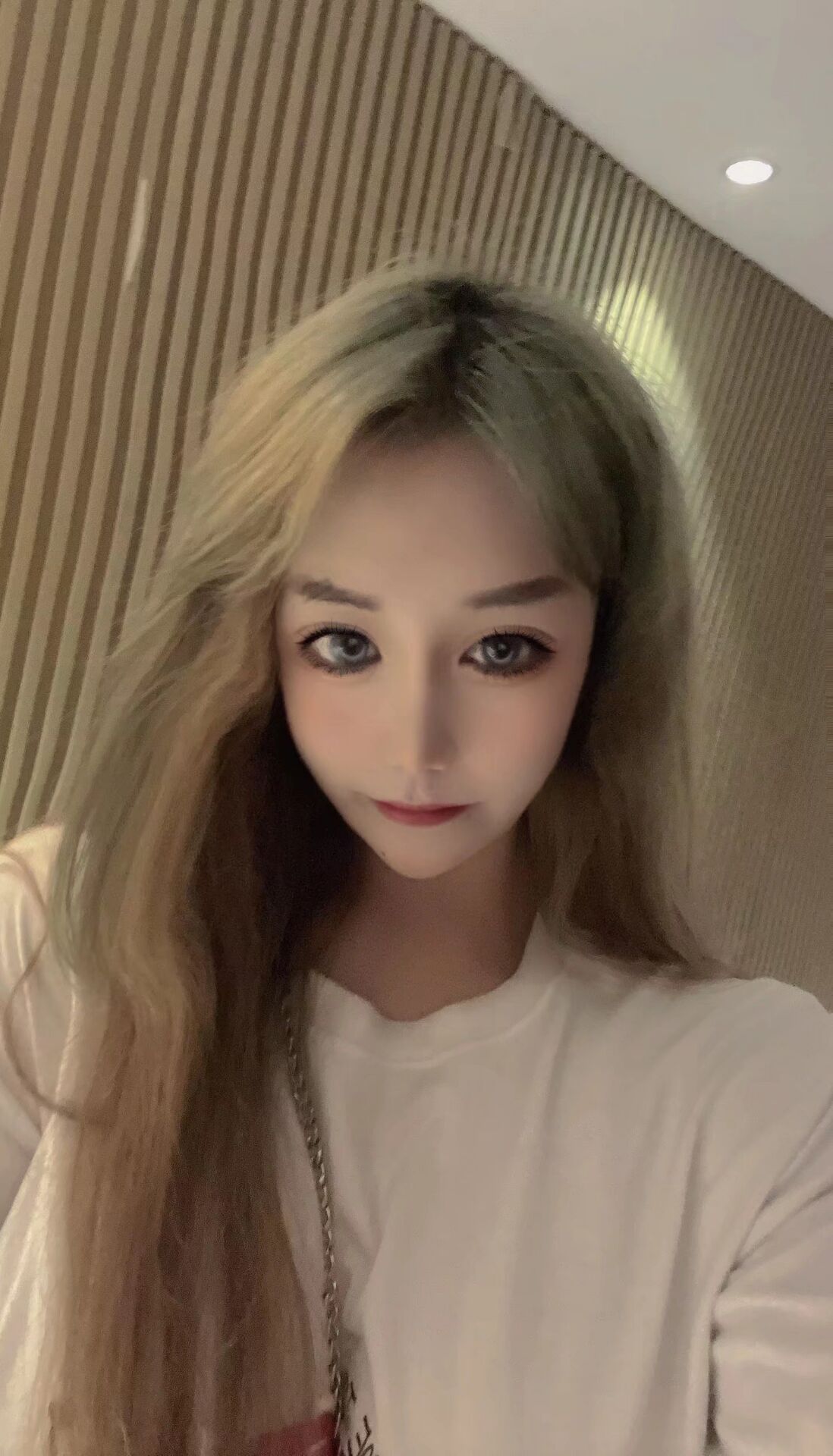 清纯少女大学生兼职