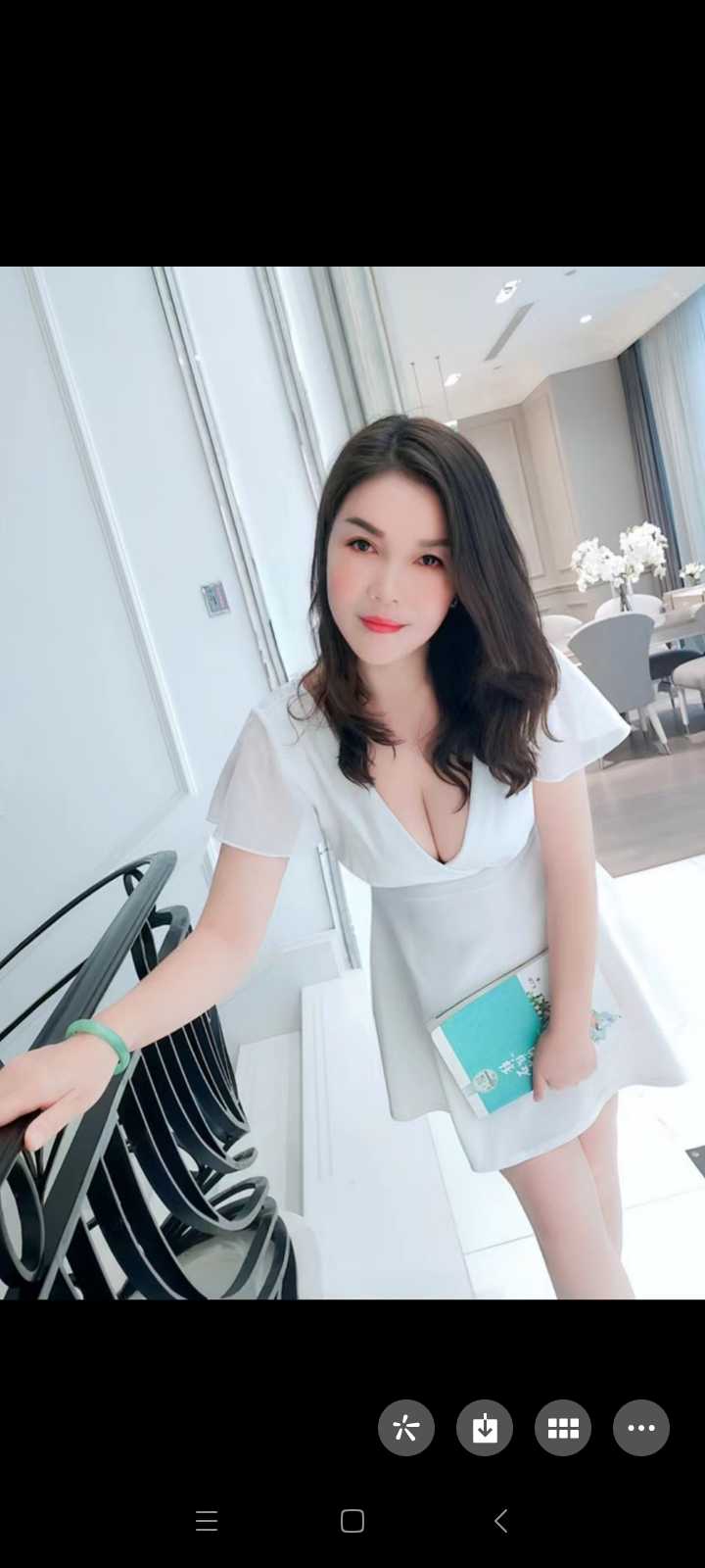 第一次体验这么主动的美女服务