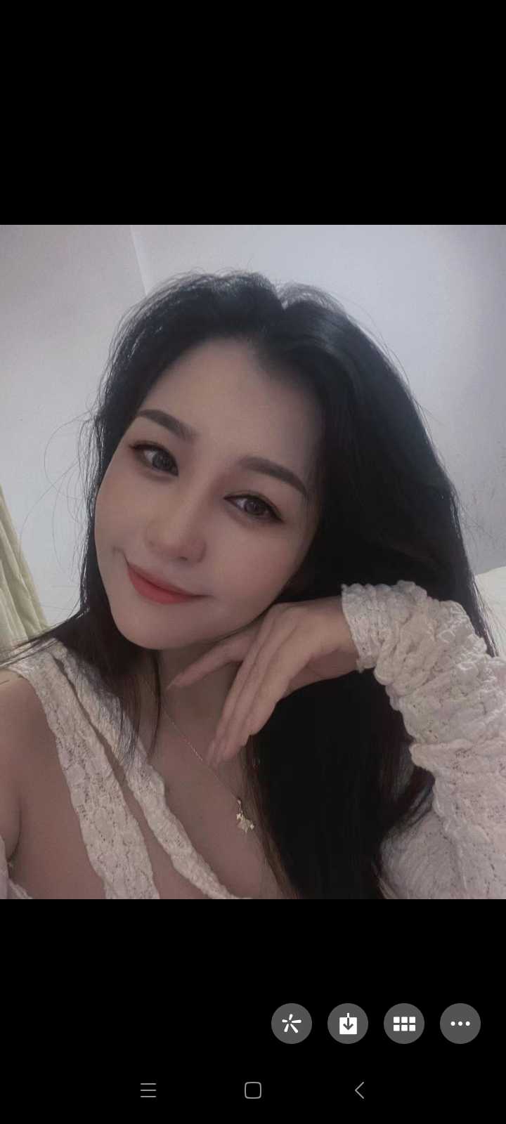 自来熟的性感妹子