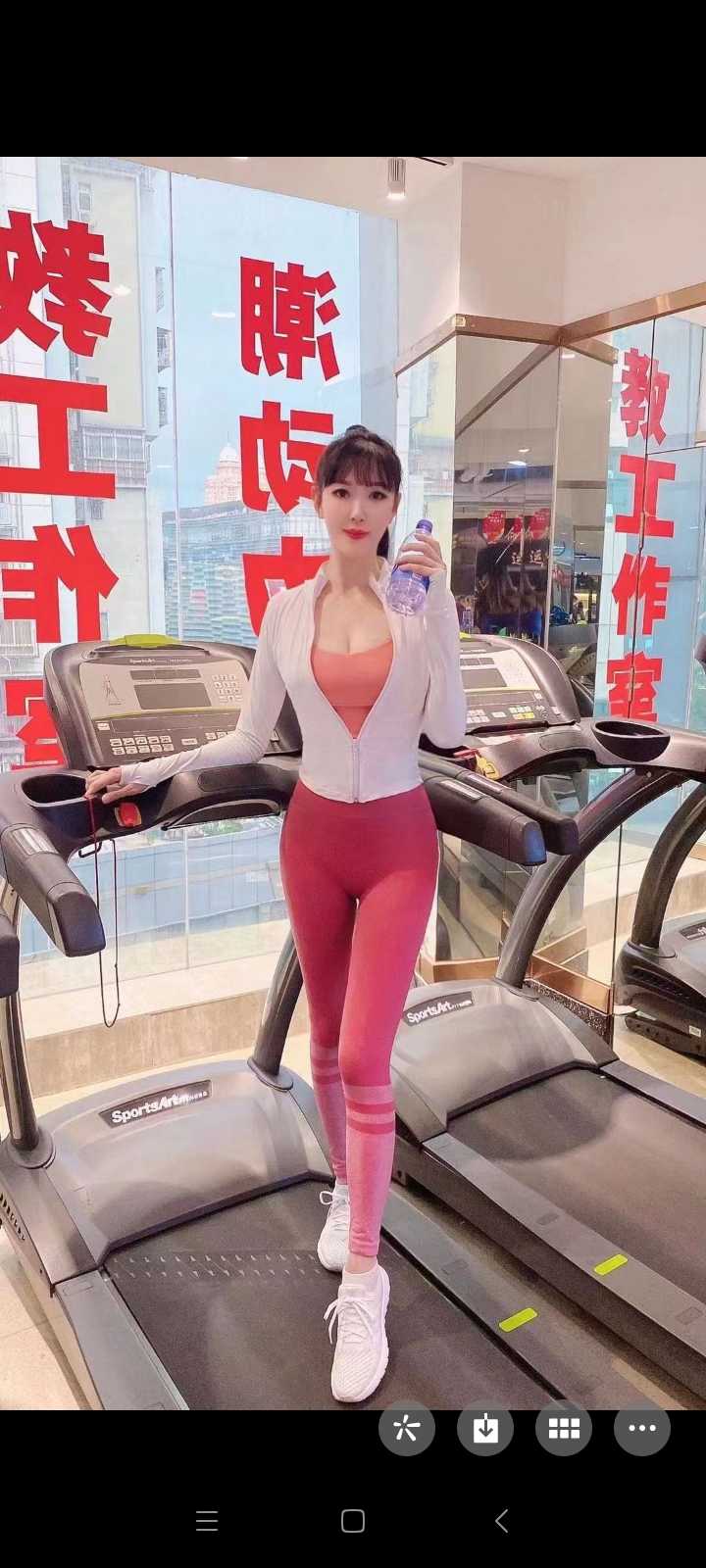 捕捉健身妹子一枚