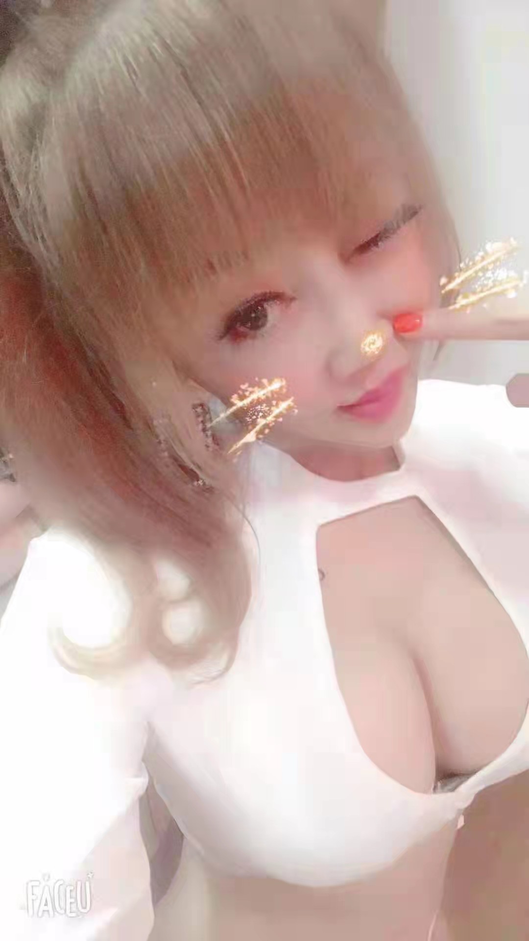 38e胸大，服务好，特色艳舞