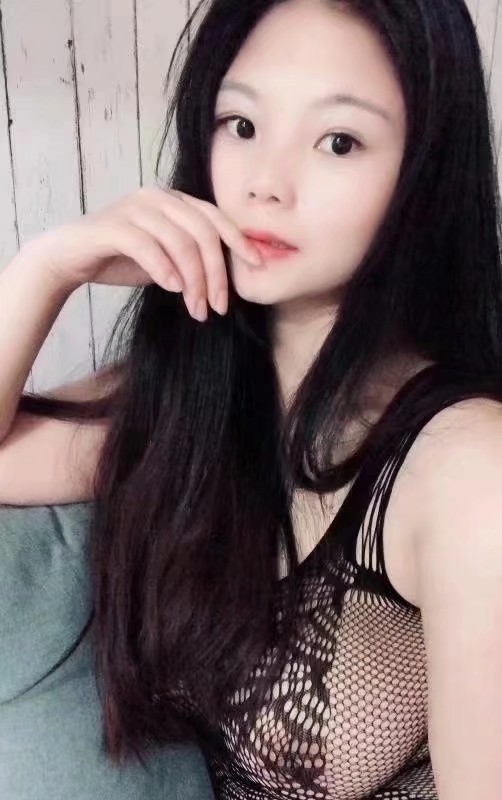 天河超级大奶牛妹子