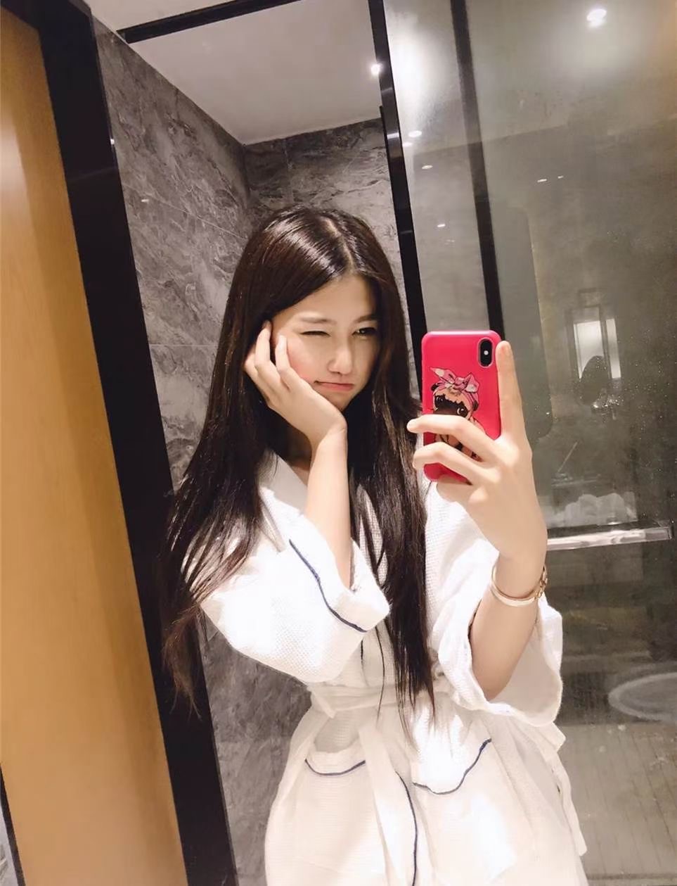 刚下海不久的小朋友