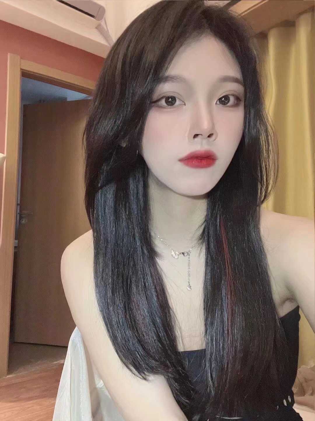 未央人图一致jk小美女