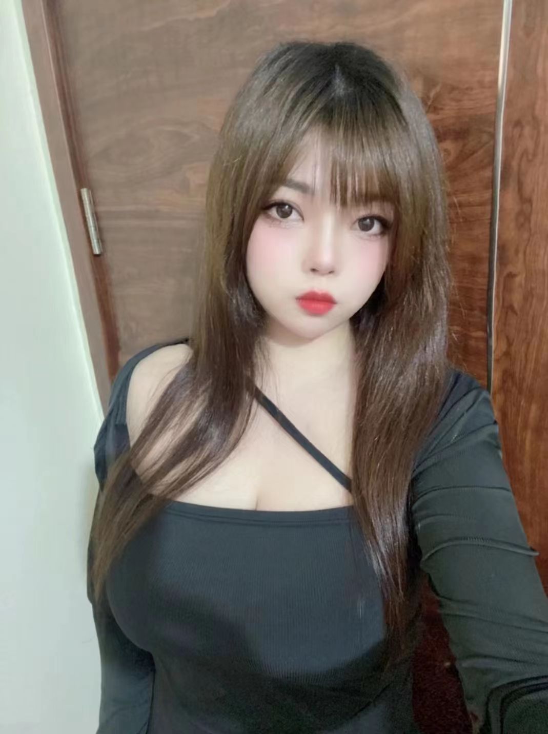 丰满型的妹子喵喵