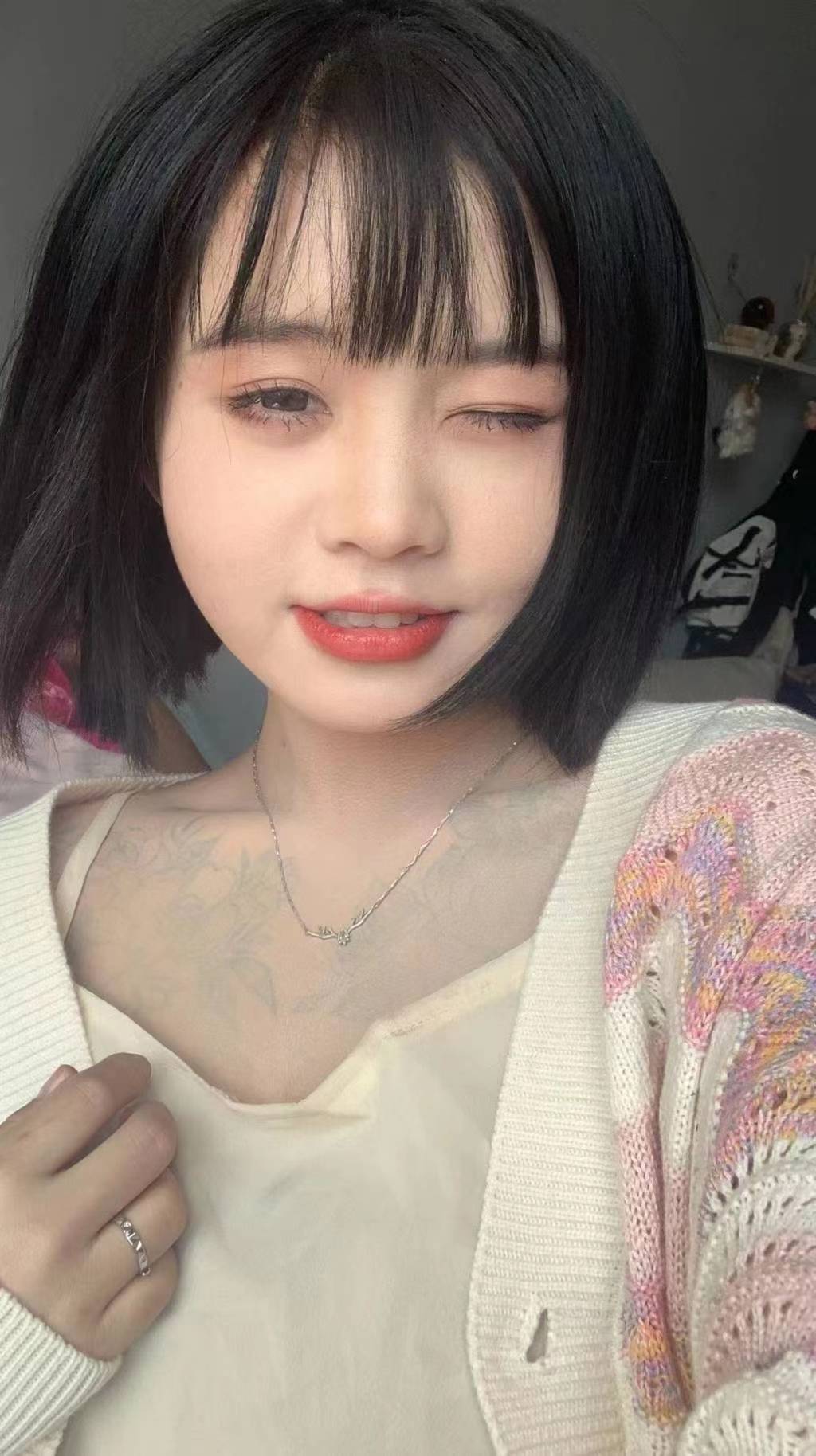 火车站旁一个精品蛋蛋后