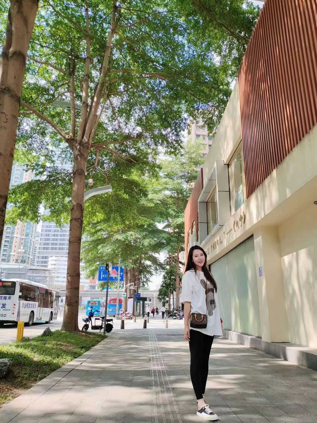 风Sao的长腿妹子