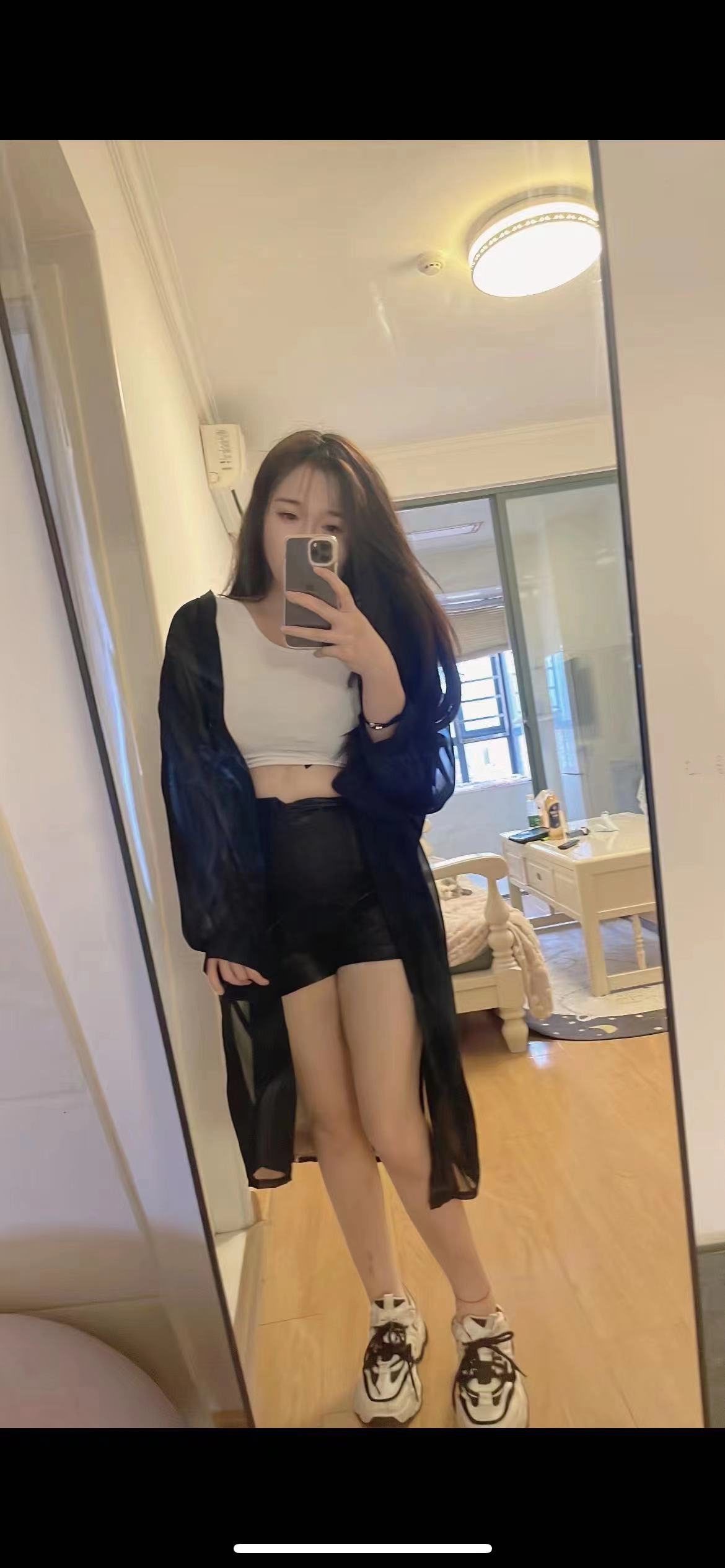 长得很清纯的女神呀