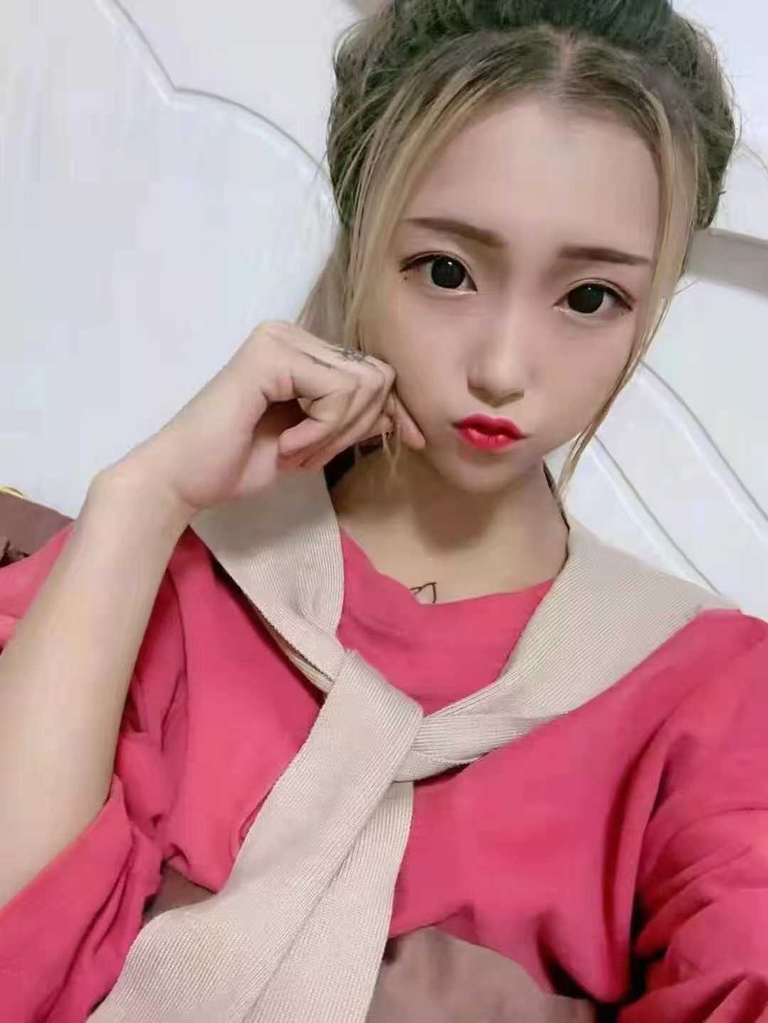 风Sao的纹身小妹儿