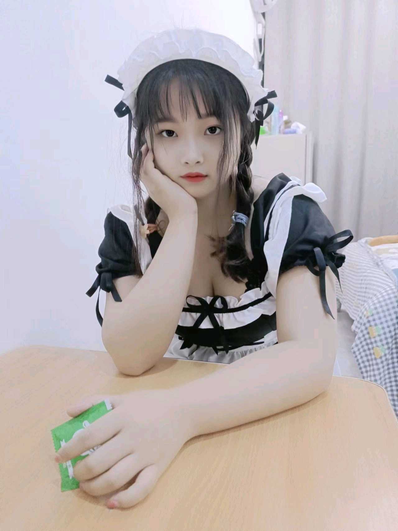 天河清纯小妹兜兜