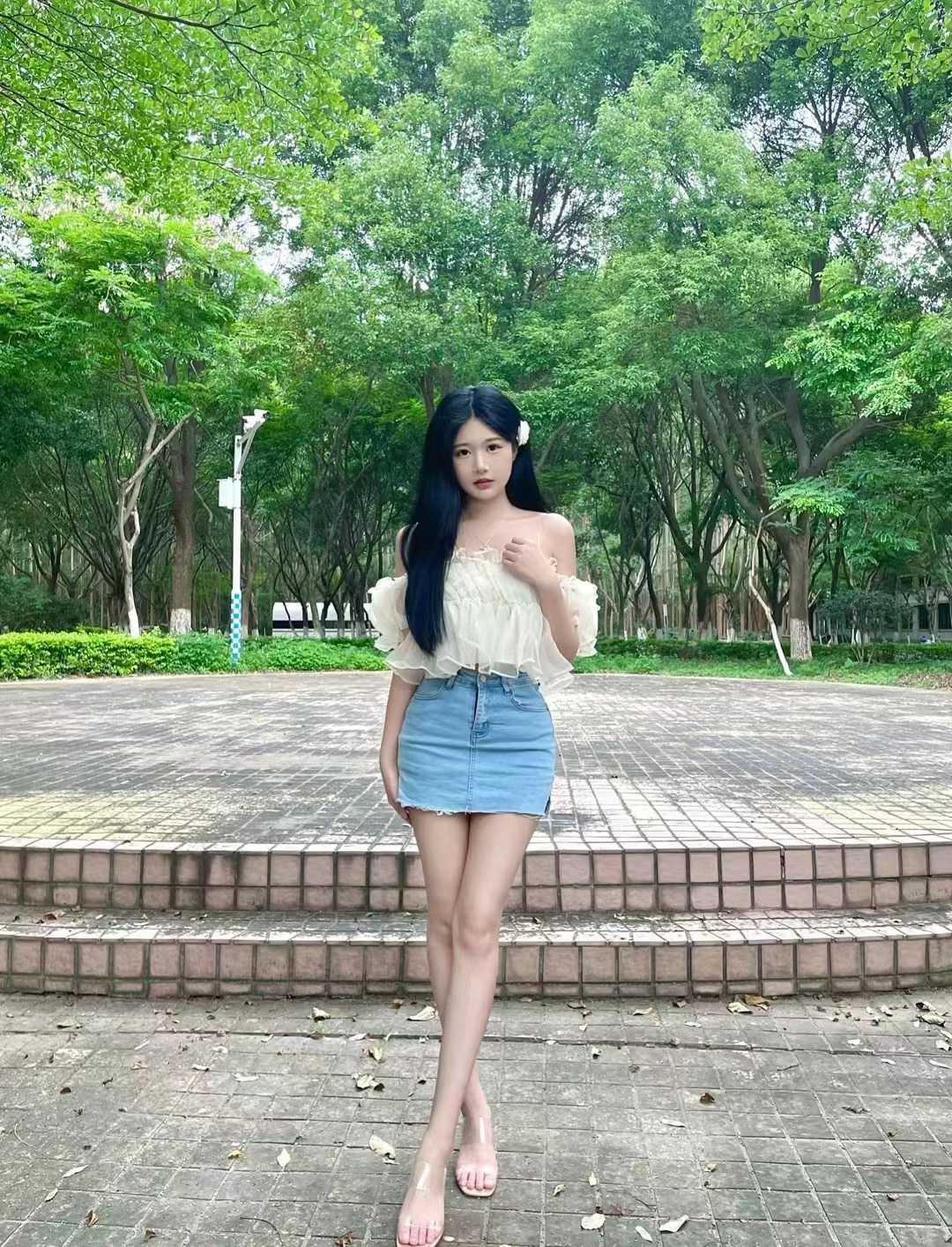 成华区性感黑丝小妹妹