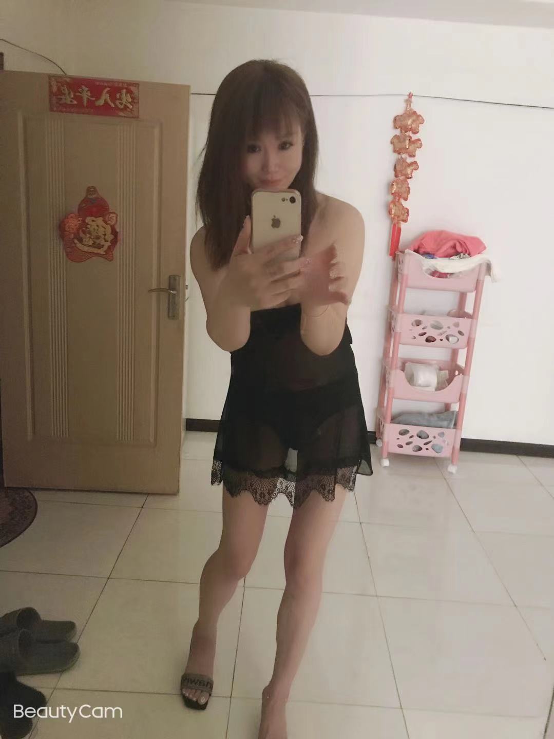 和平区欲女小少妇雪儿