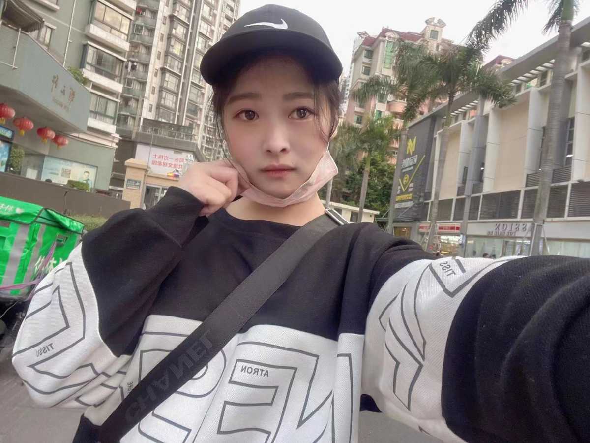 零零后小可爱偶尔兼职