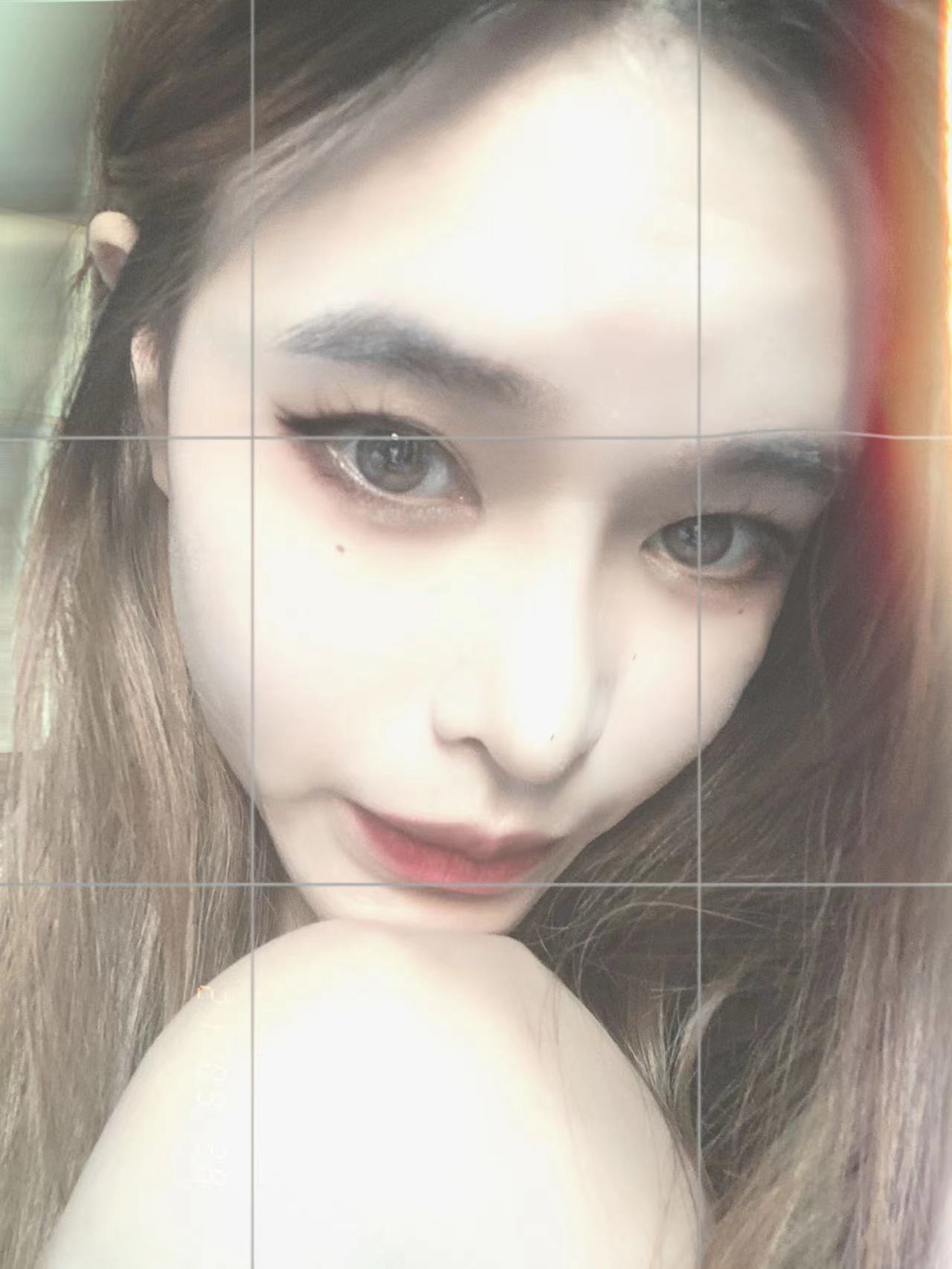 分享一个侗族漂亮兼职小姐姐