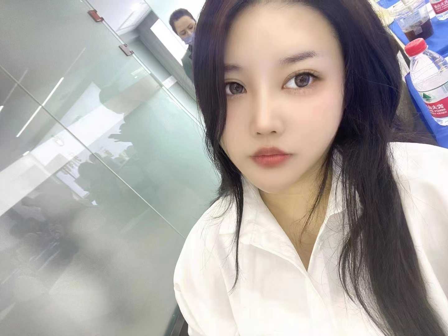 服务多很主动的妹子