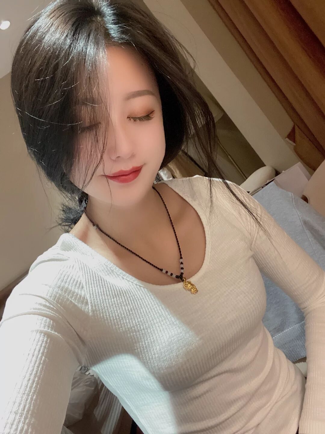 各种姿势很主动的妹子