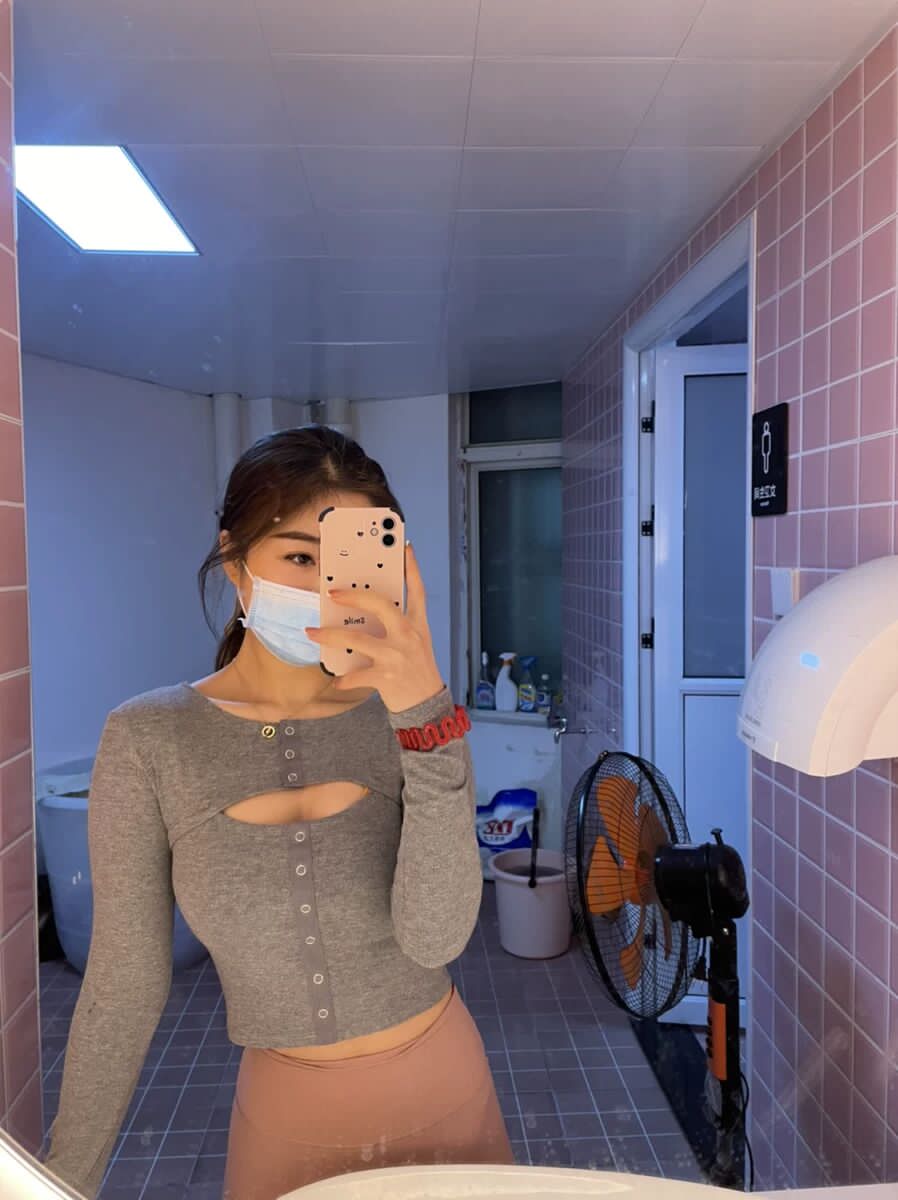 人美水多的妹子