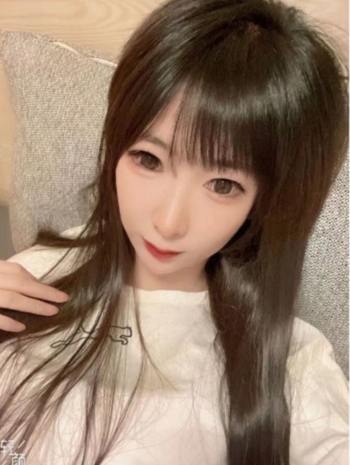 分享一个年轻的兼职妹子