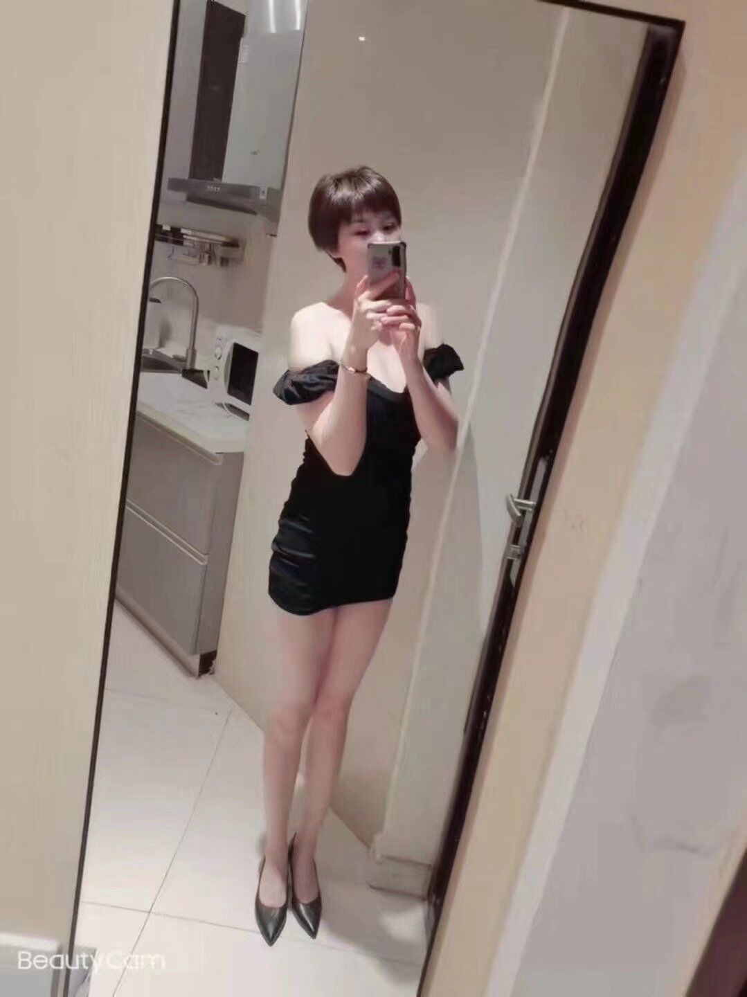 长腿短发妹,胸DH好,风Sao