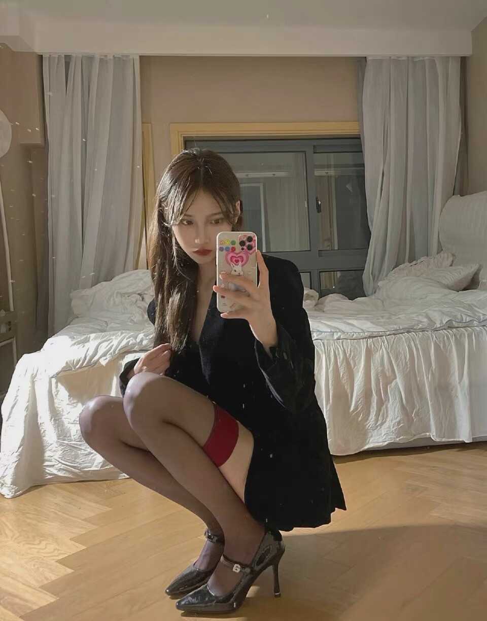 妹妹以最好的服务带给你帝王般的享受