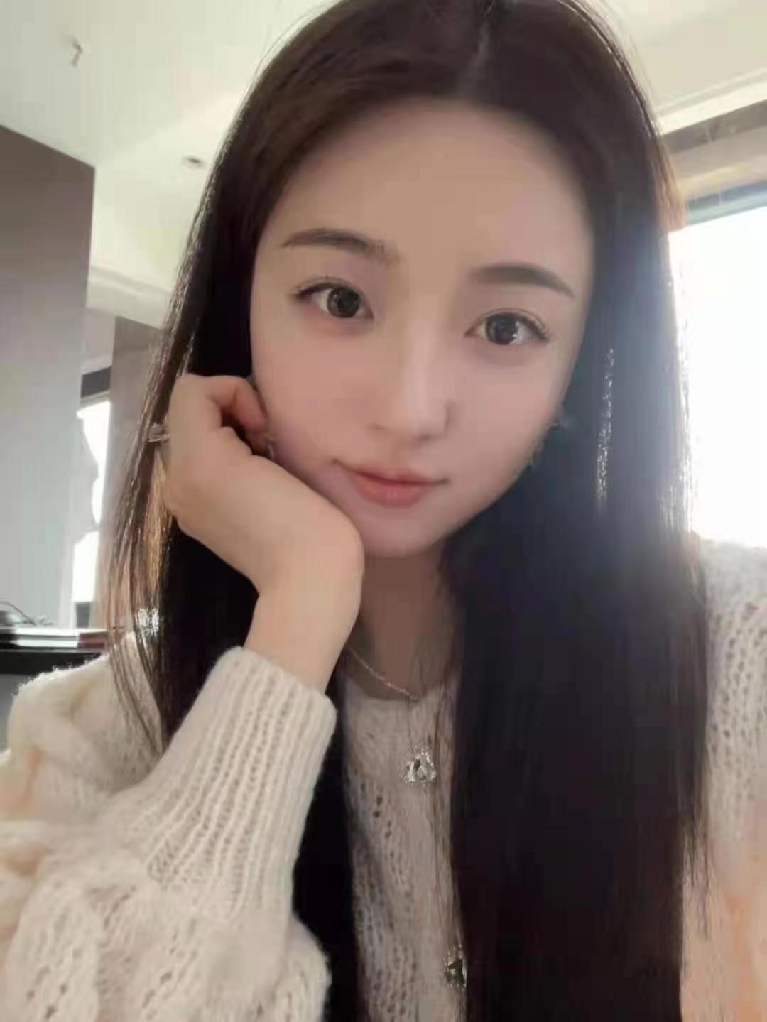 颜值超高的小妹，价格还很实惠