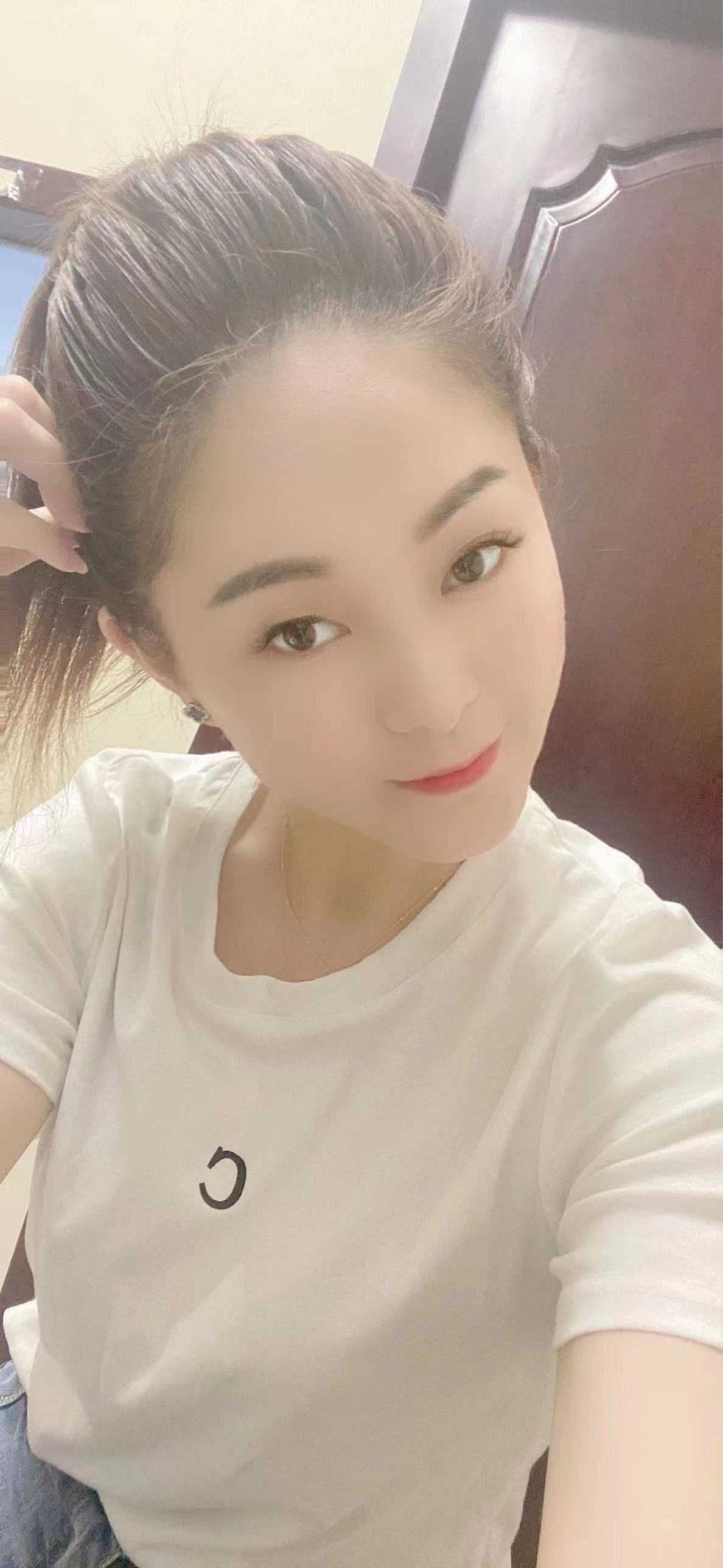 南京江宁美女宝宝，温柔大方