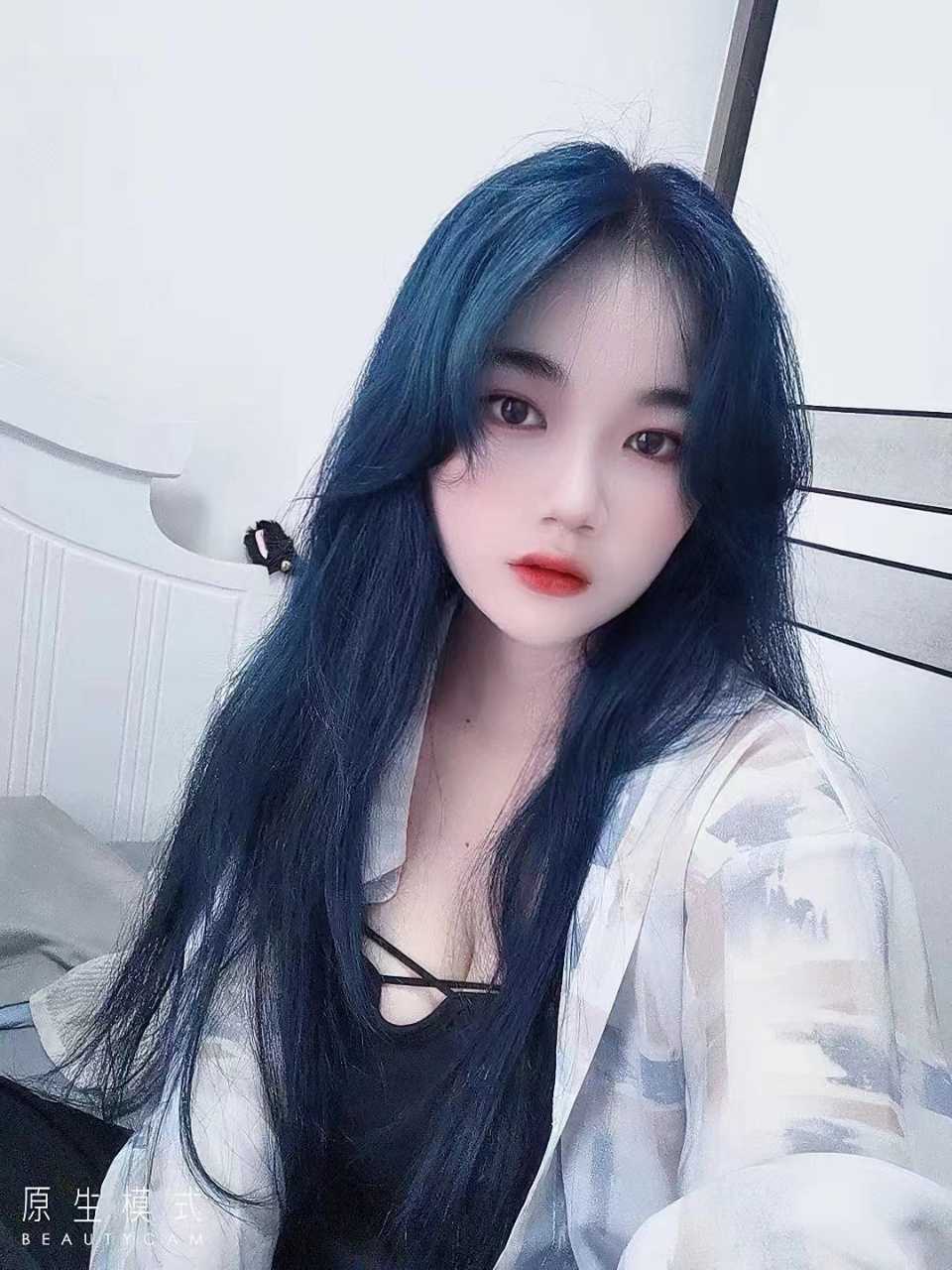 一个吴江万亚附近的19岁嫩妹