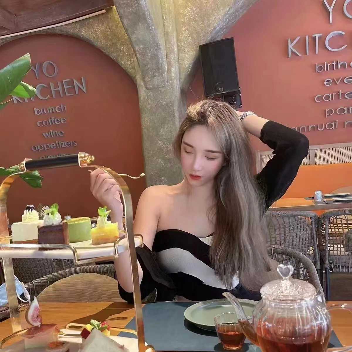 龙湖紫都城气质御姐