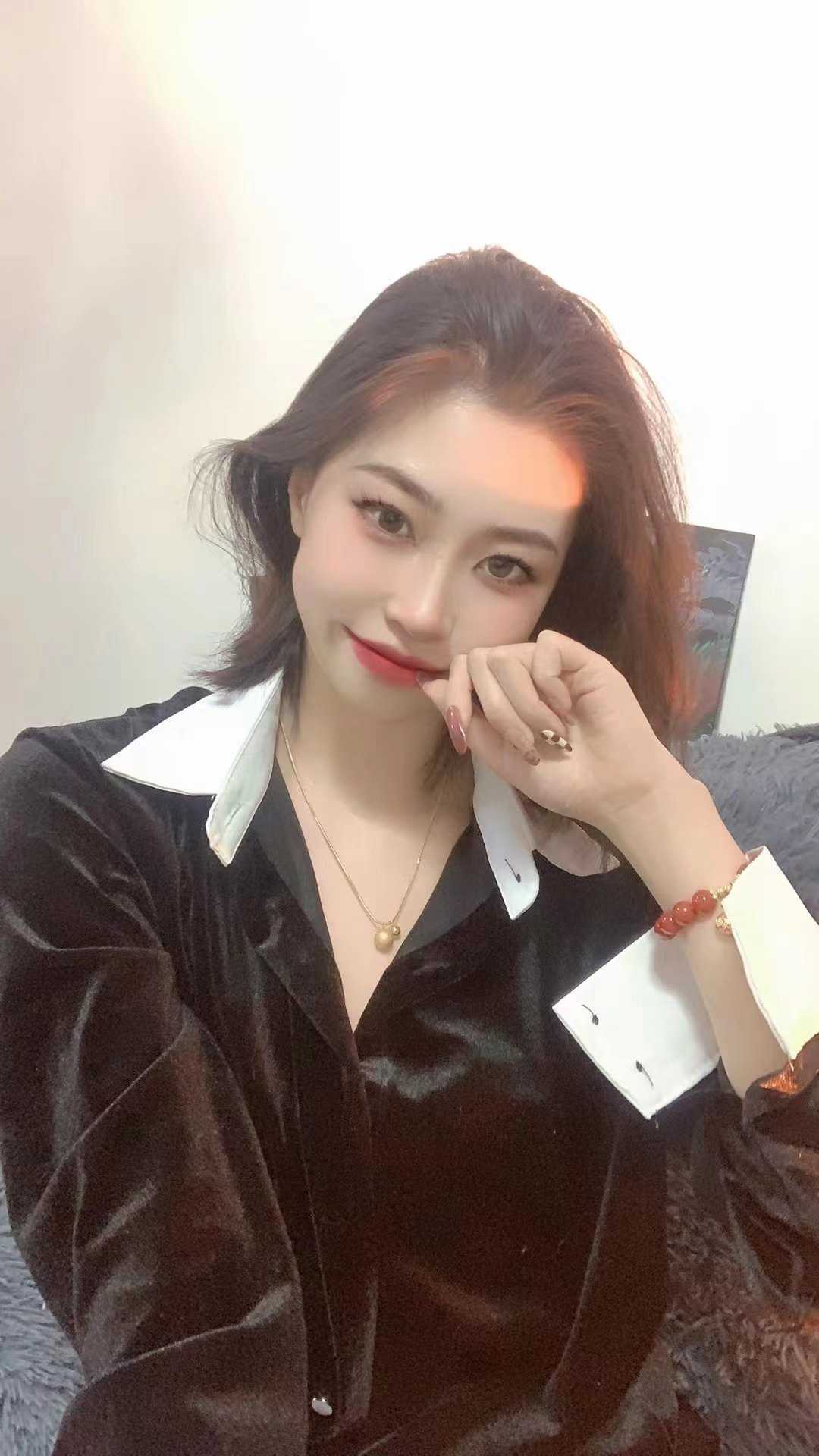 闵行区漂亮的长腿妹子