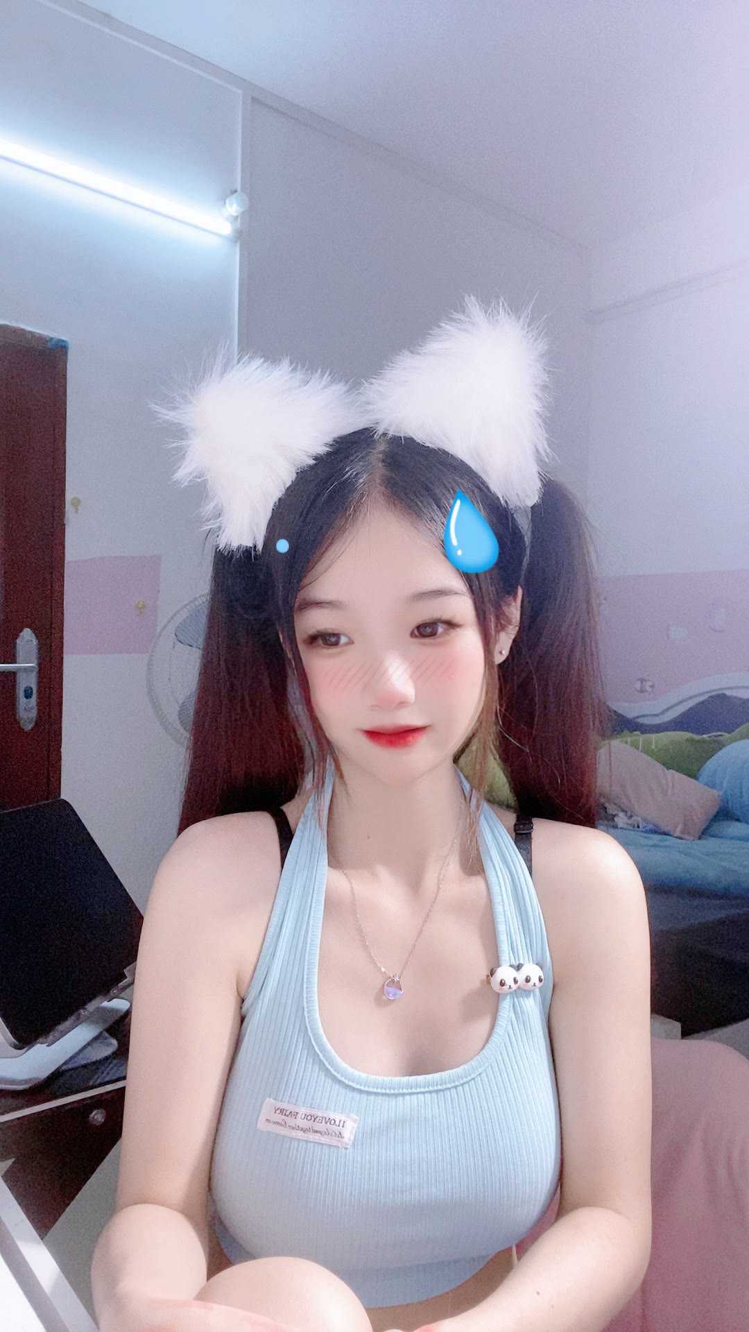 20岁小嫩妹个人兼职