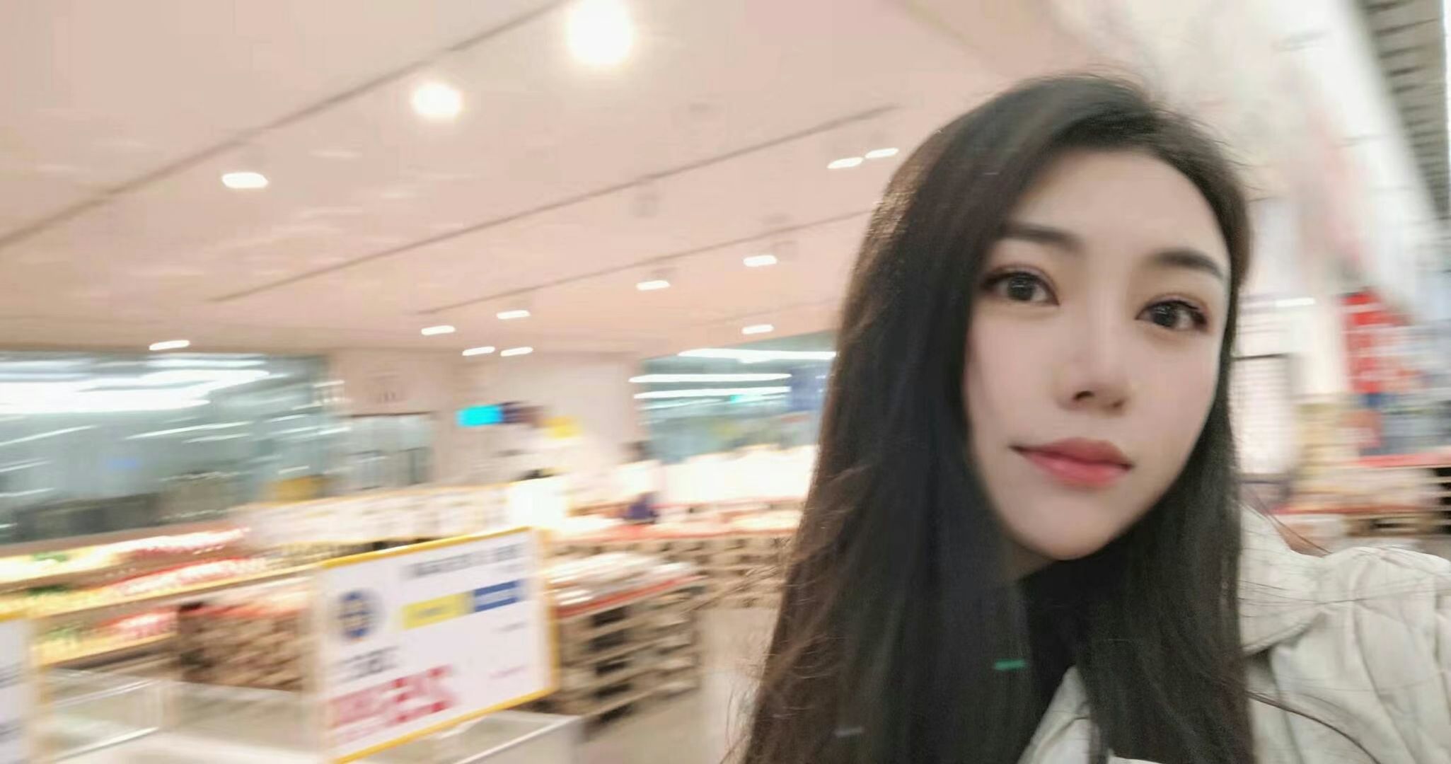 南明区花果园极品身材小妹