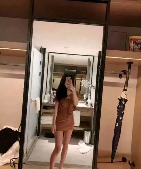 上城小妹胸美臀翘