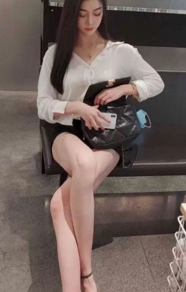 分享一个漂亮的川妹子