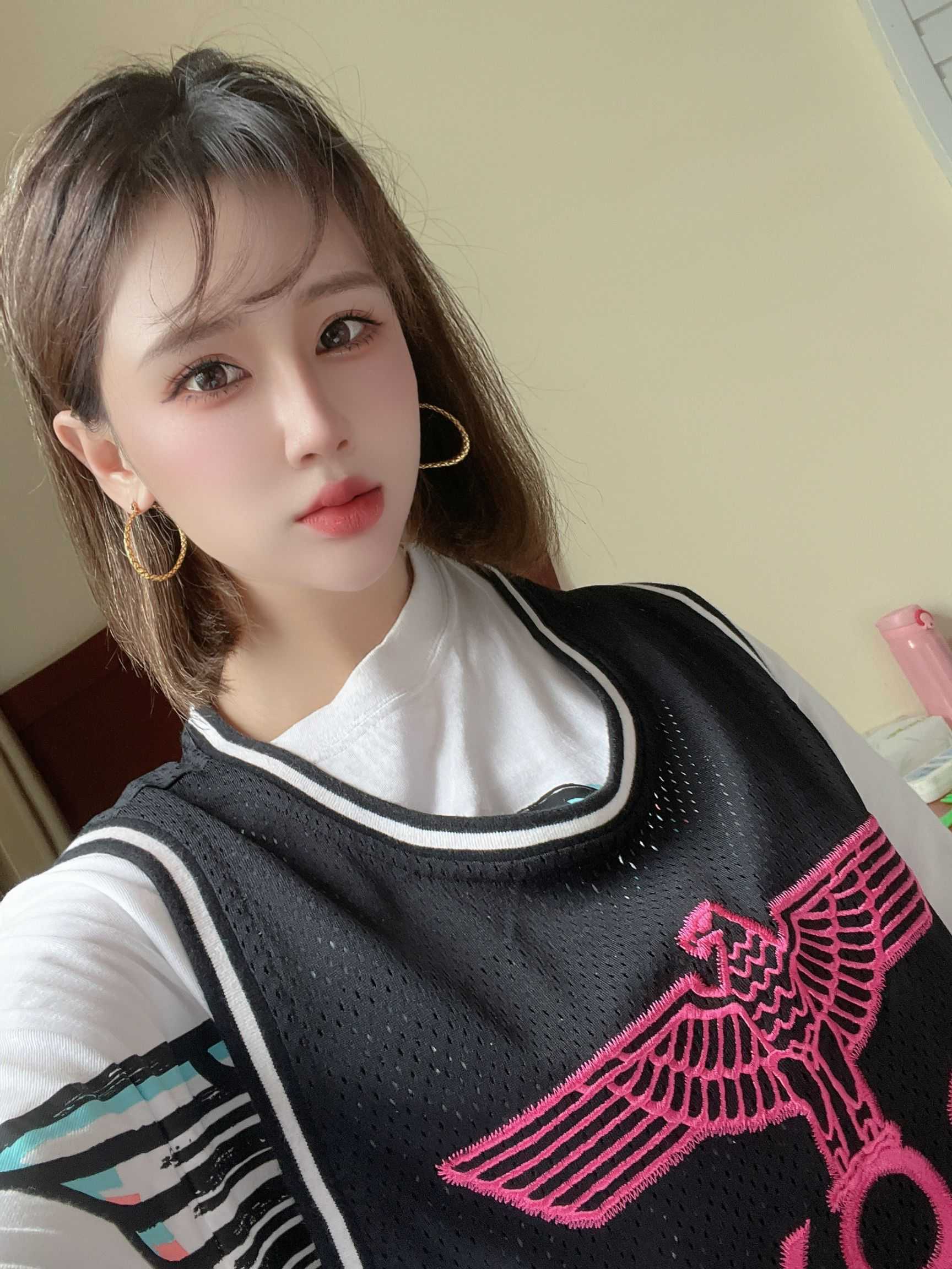 99年有点像杨紫的小姐姐