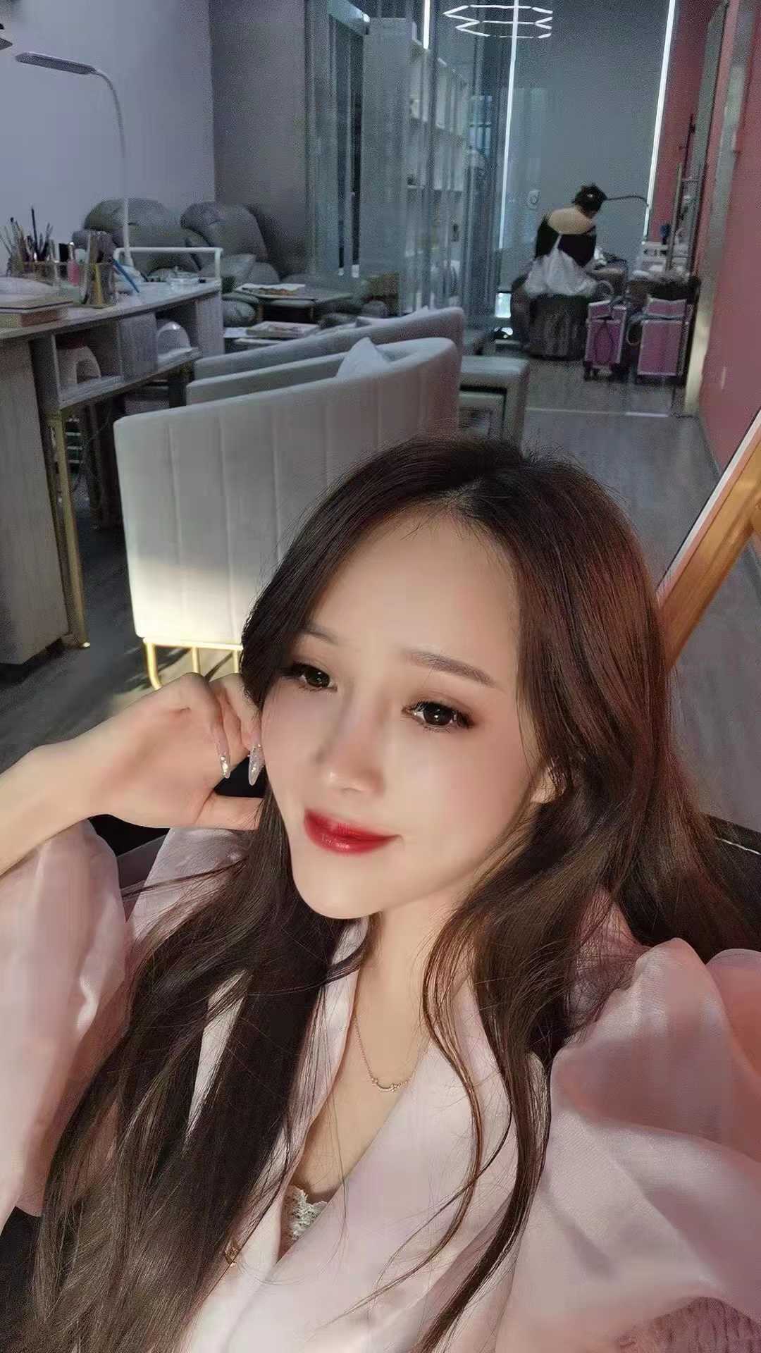 昆山万达的小妹妹