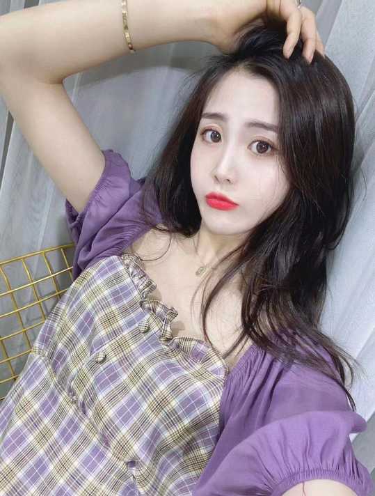 超甜00后粉嫩学生妹