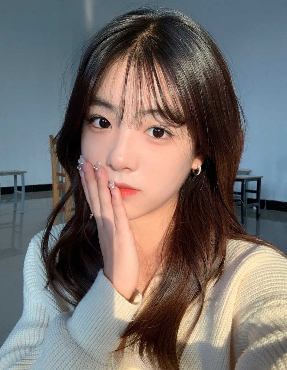 电脑上发现超赞的朝阳嫩妹