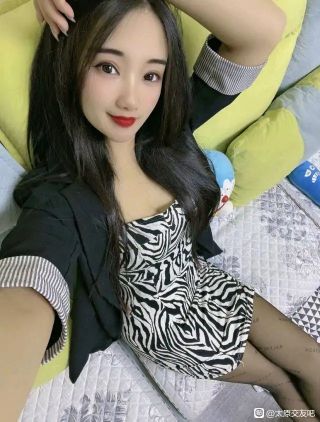 性感黑丝大长腿小姐姐